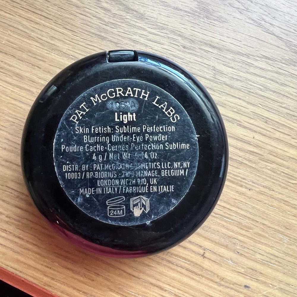 Pat McGrath Skin Fetish Sublime Perfection Blurring Under Eye Powder